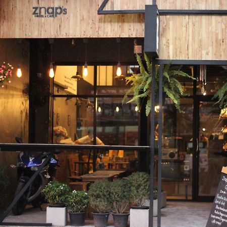 Znap'S Hostel & Cafe Chiang Mai Extérieur photo