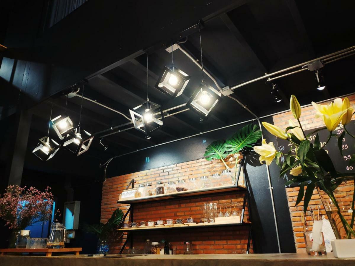 Znap'S Hostel & Cafe Chiang Mai Extérieur photo