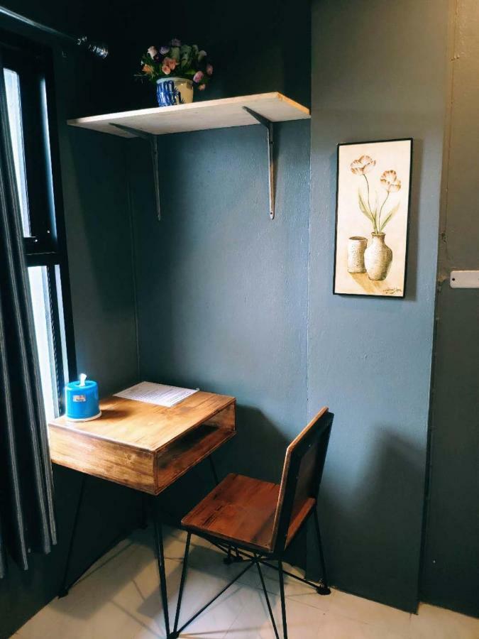 Znap'S Hostel & Cafe Chiang Mai Extérieur photo