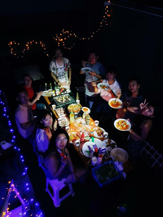 Znap'S Hostel & Cafe Chiang Mai Extérieur photo